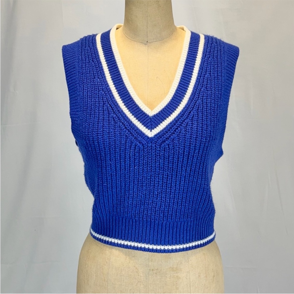 Divided H&M varsity cricket sporty knit sweater vest sleeveless v neck cropped - Picture 5 of 8